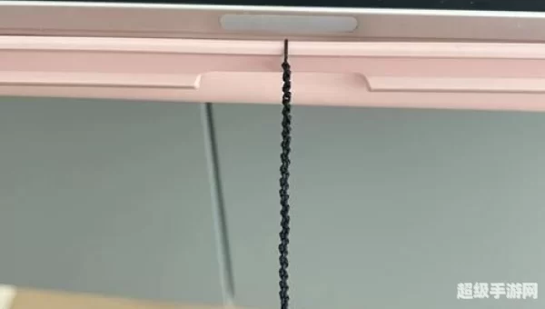 看上去歪歪扭扭
